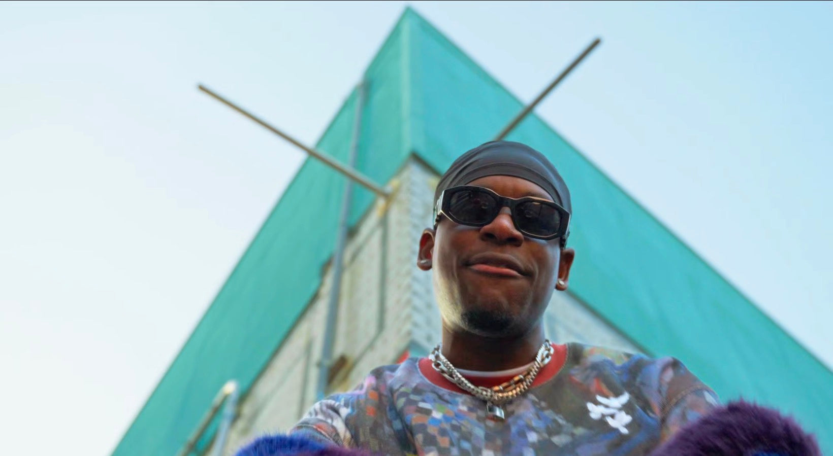 Load video: SAFA GAW - BELIZEAN ARTIST